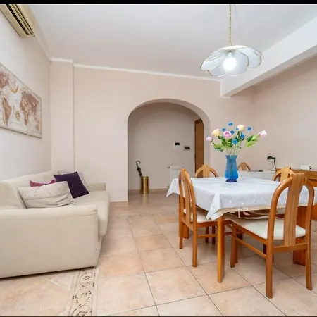 La Casa Di Ada Apartment